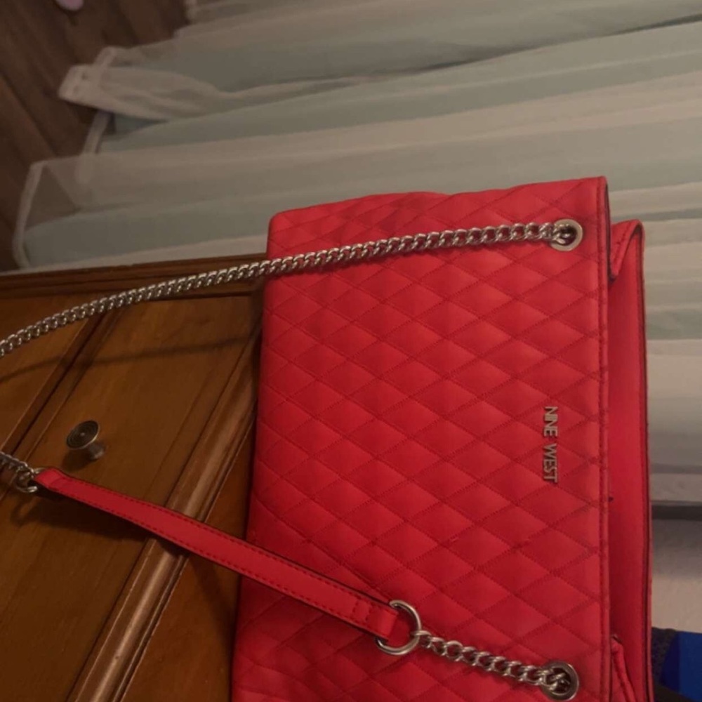 Nine West cyber red Nwt purse
